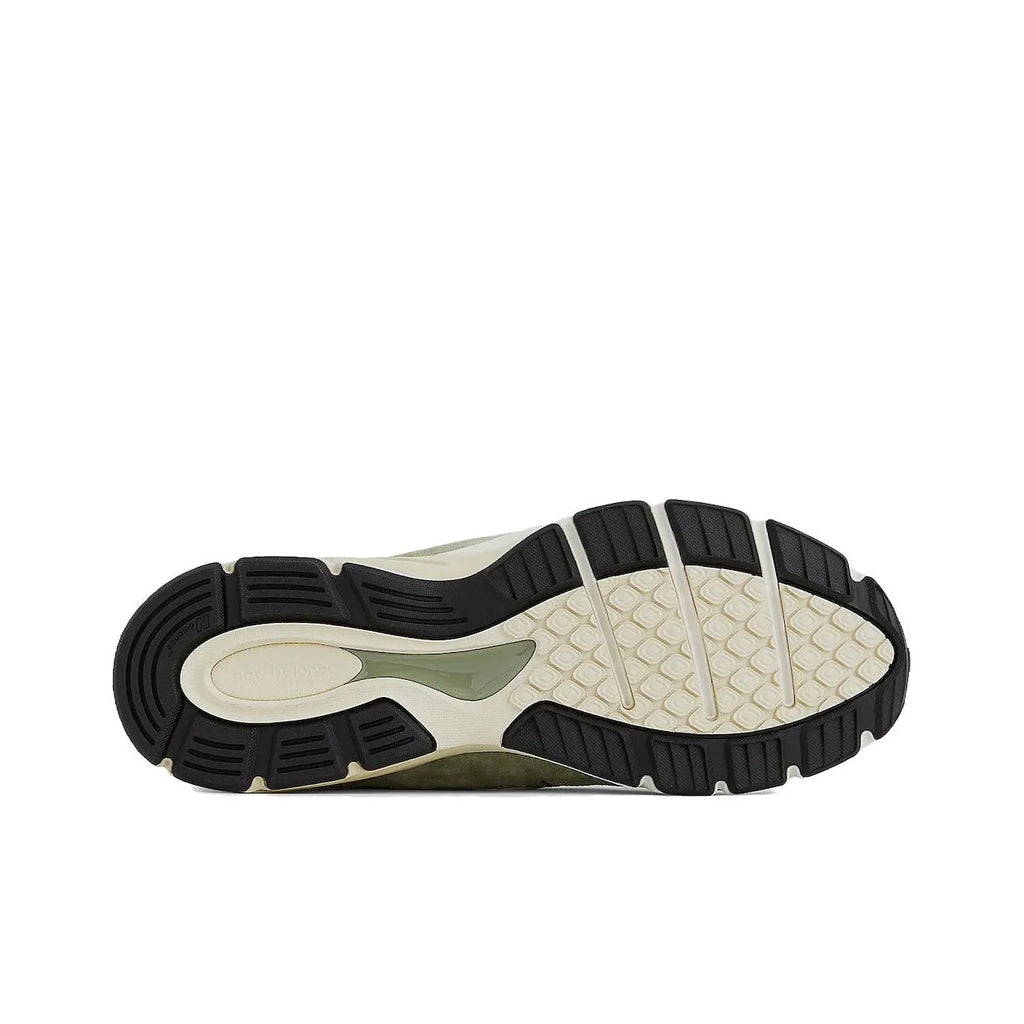 New Balance 990v4 Sneakers | U990GT4