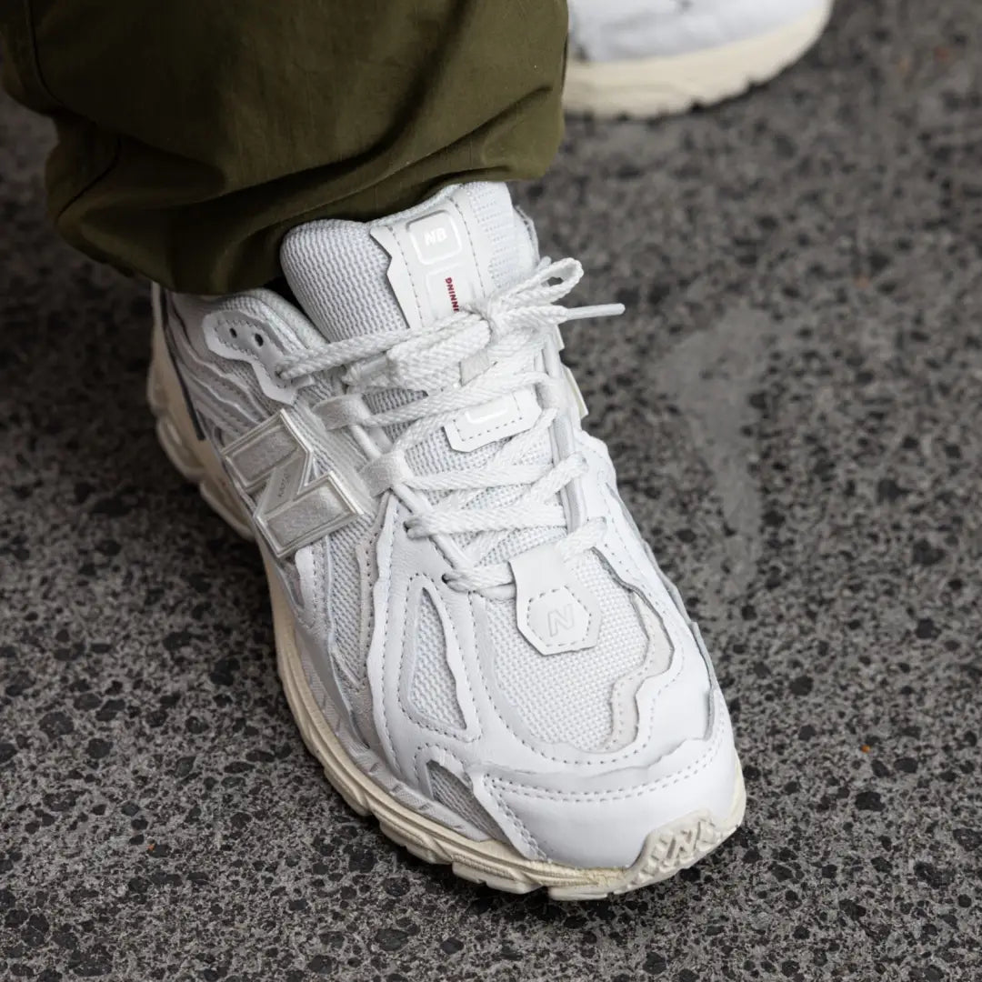 New Balance 1906D Sneakers | M1906DE