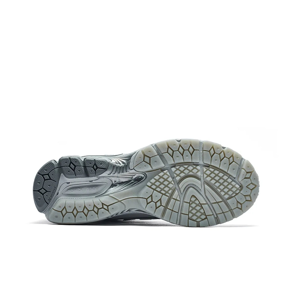 New Balance 1906R Sneakers | U1906RNY