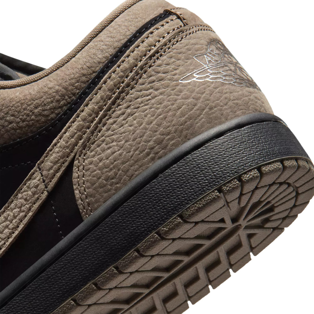 Air Jordan 1 Low SE IB7109-005 — Men's & Women's Lifestyle Sneaker