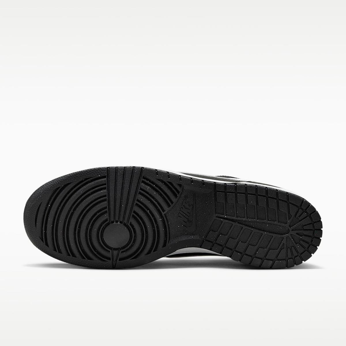 Nike Big Low 355152-016 – Unisex Retro Lifestyle Sneaker in Black