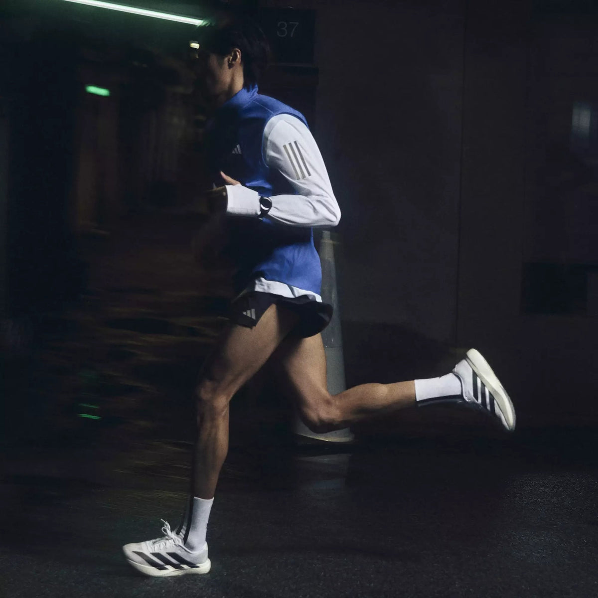 Adidas Adizero Evo SL JH6206 – Versatile Speed Running Sneaker