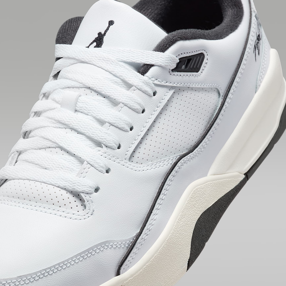 Jordan Flight Court HF3255-100 – Unisex Basketball-Inspired Sneaker