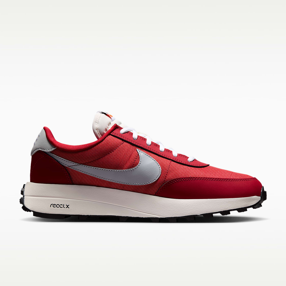 Nike ACG LDV IF2857-600 – Unisex All-Terrain Lifestyle Sneaker