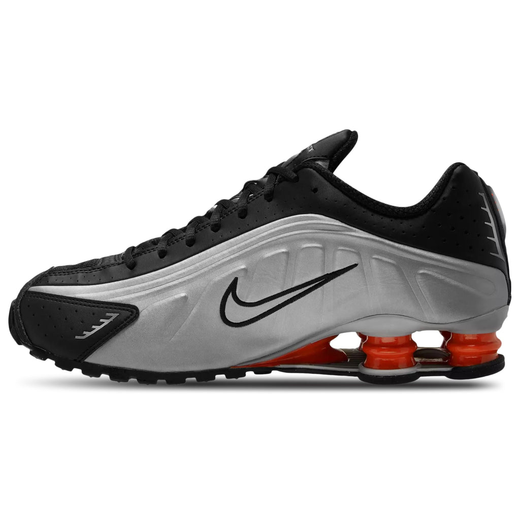 Nike Shox R4 HQ1988-001 – Iconic Spring-Column Y2K Retro Sneaker
