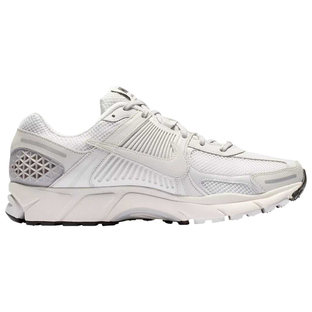 Nike Vomero 5 BV1358-001 – OG Colorway Y2K Retro Lifestyle Sneaker