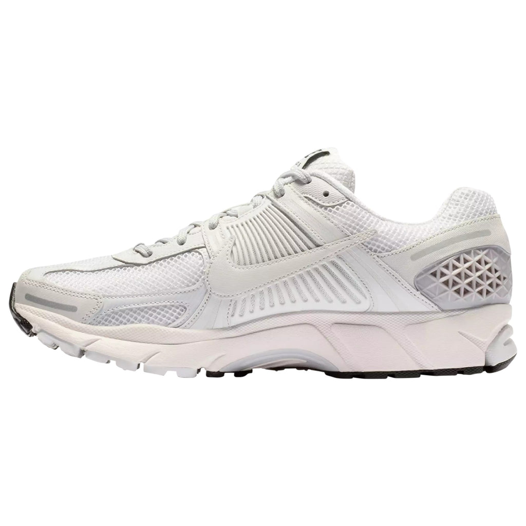 Nike Vomero 5 BV1358-001 – OG Colorway Y2K Retro Lifestyle Sneaker